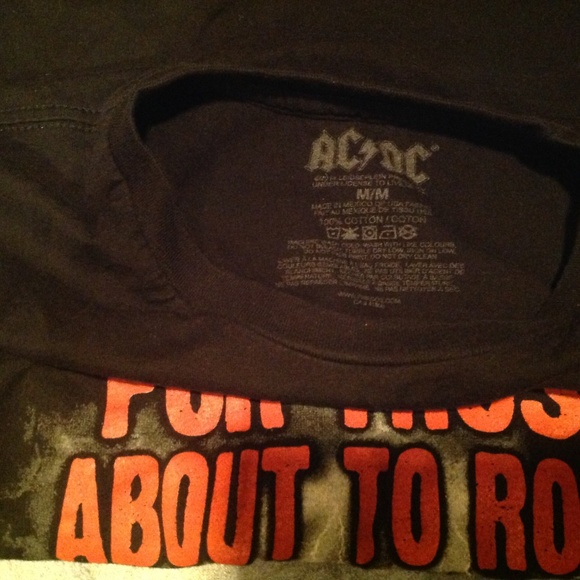 AC/DC  tshirt - Picture 3 of 3